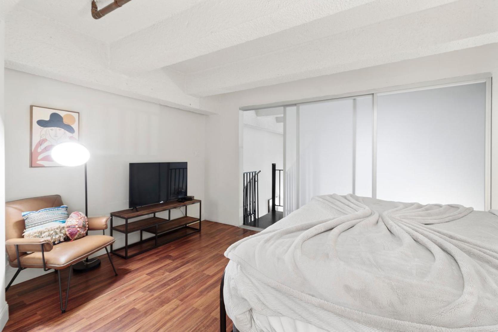 Sleeps 4! 2Br, Gym, Free Parking, Close To Major Attractions Filadelfia Esterno foto
