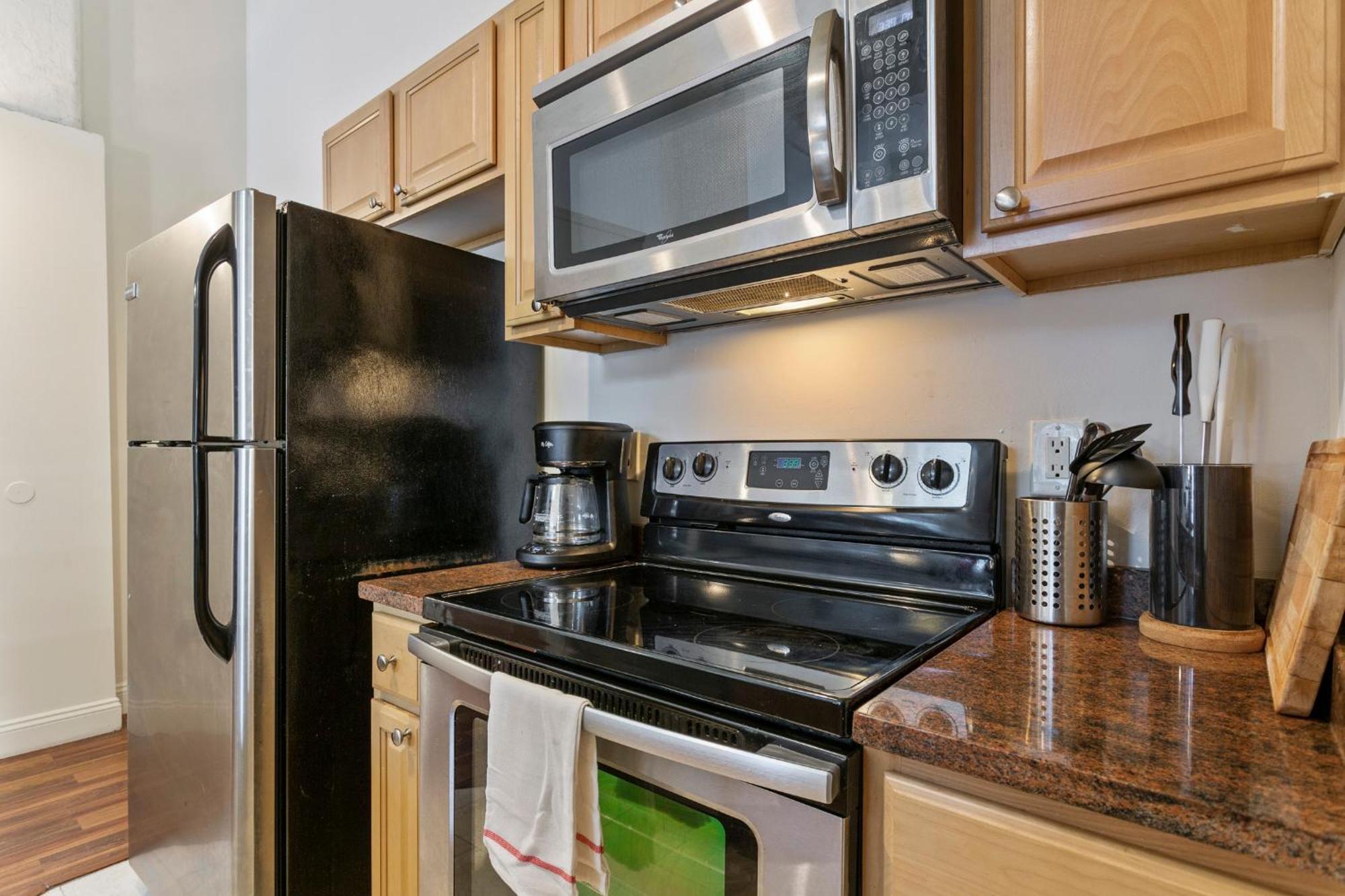 Sleeps 4! 2Br, Gym, Free Parking, Close To Major Attractions Filadelfia Esterno foto